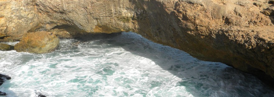 Aruba natural bridge