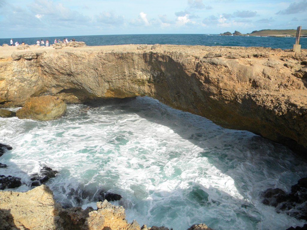 Aruba natural bridge
