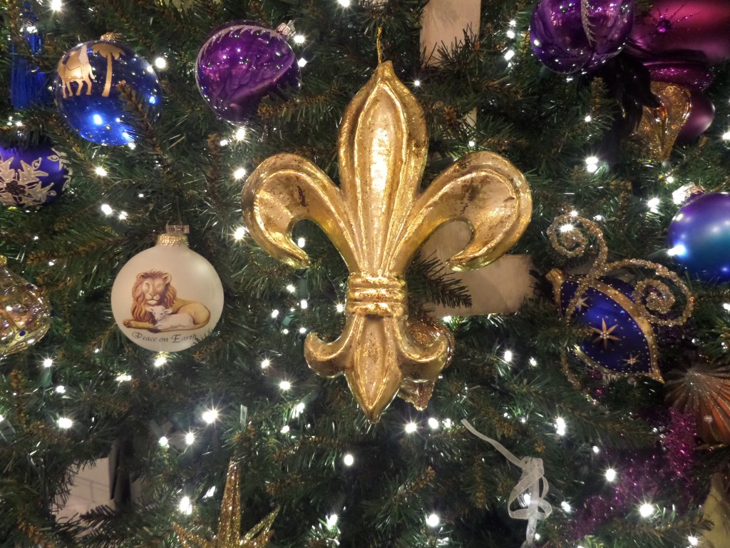 Christmas decorations Bronner's