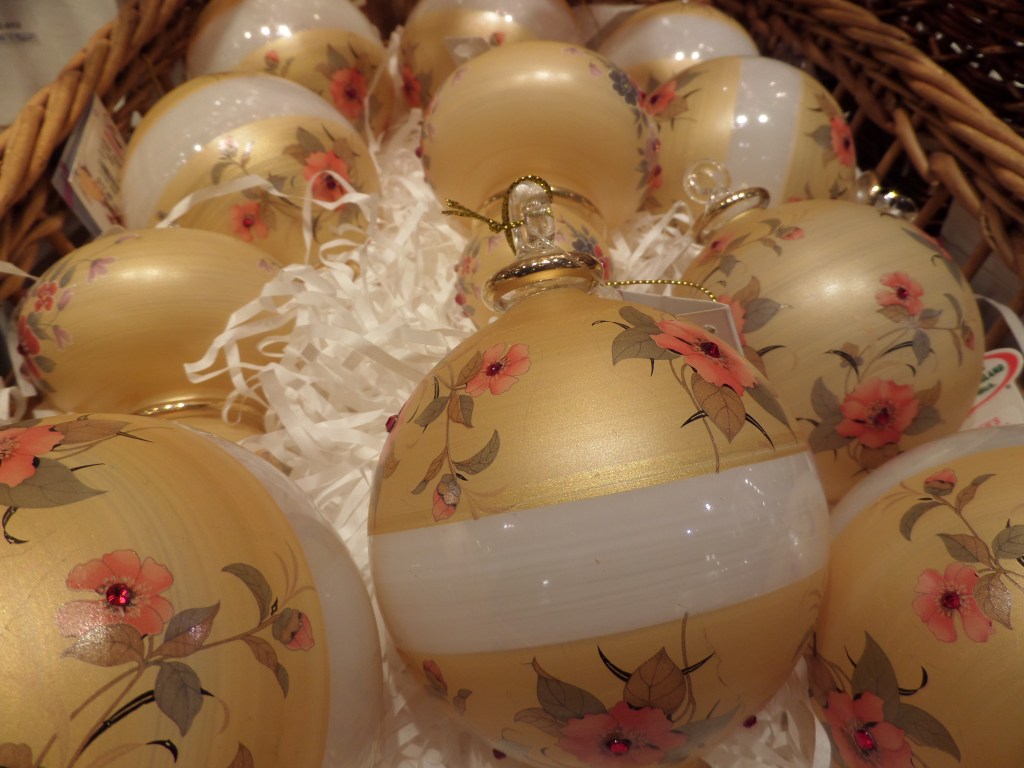 Christmas decorations Bronner's