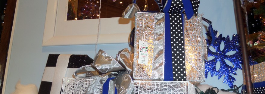 Christmas decorations Bronner's