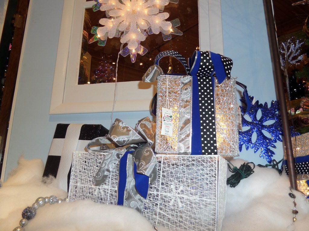 Christmas decorations Bronner's