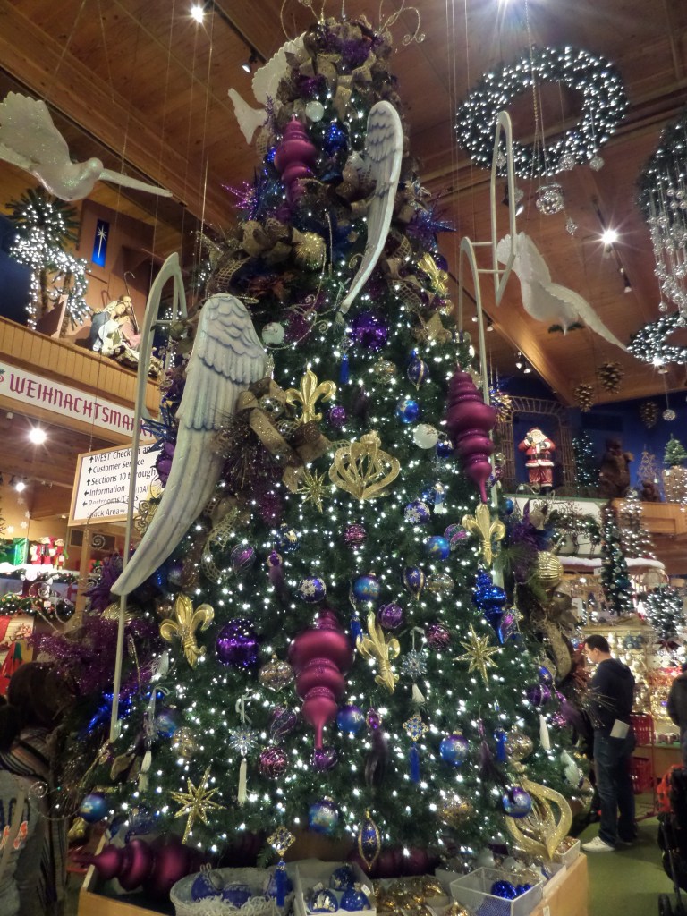 Christmas decorations Bronner's