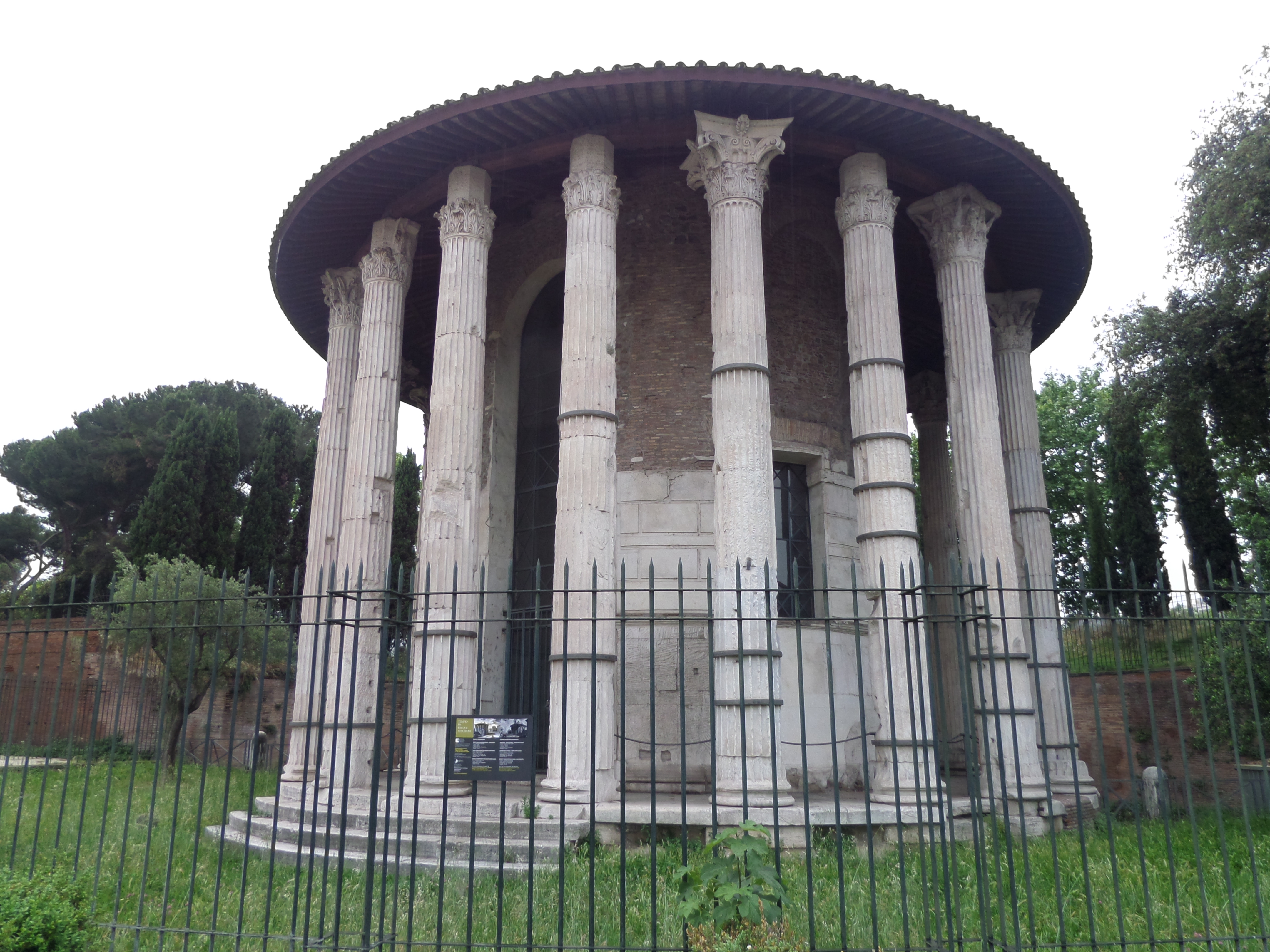 Temple of Hercules Invictus, Rome, Italy, Forum Boarium