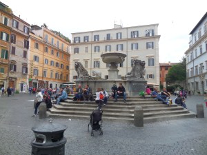 Piazza Santa Maria in Trastevere