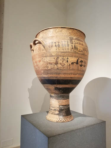 Terracotta krater, Greek, 750-735 BC, Hirschfeld workshop, Metropolitan Museum of Art, New York City