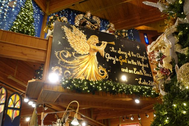 Angel, Bronners Christmas Wonderland, Frankenmuth, Michigan