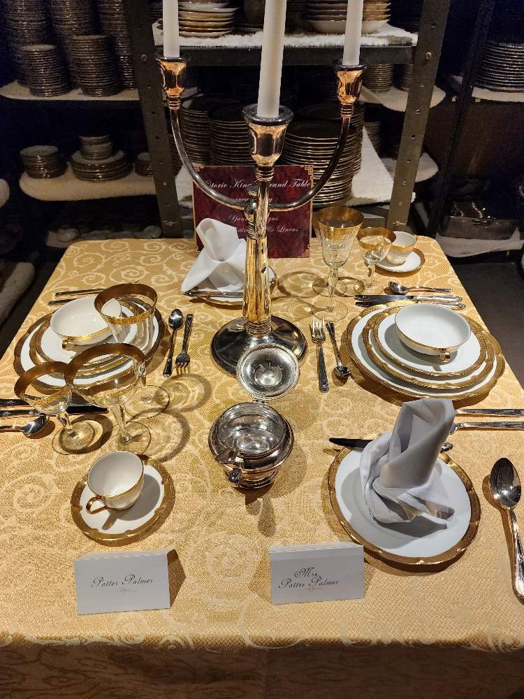 Havilland china, Palmer House Hilton, Chicago